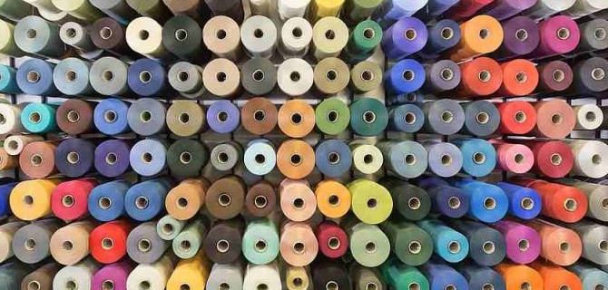 Салоны автомобилей Jaguar Land Rover будут отделываться материалами из мусора