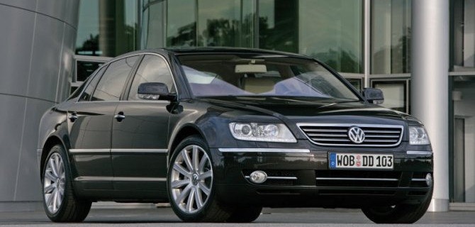 У Volkswagen Phaeton «срывает крышу»