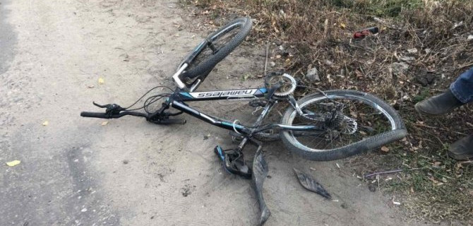 В Саратовской области КамАЗ насмерть сбил 12-летнего велосипедиста
