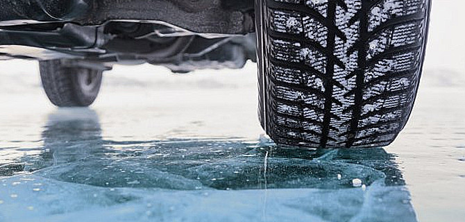 В МВД хотят запретить использовать шины не по сезону: за летнюю резину зимой будут брать штраф