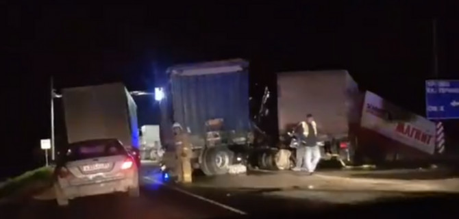 Водитель грузовика погиб в ДТП под Тобольском