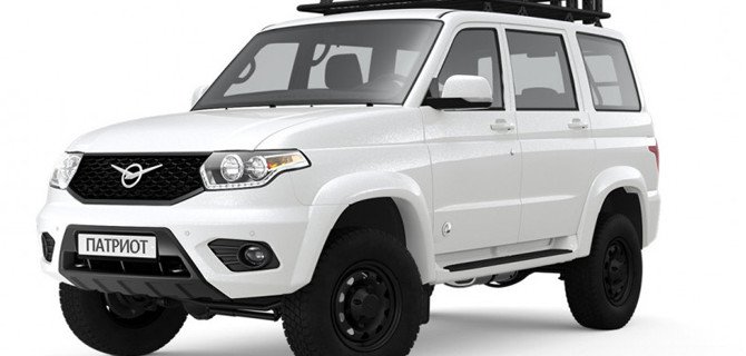 УАЗ решил сдавать «Патриот» в аренду — без ограничений по пробегу, но забрать надо в Москве