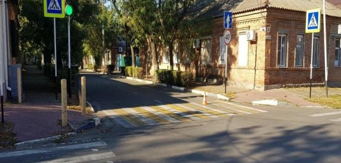 В Ейске водитель на переходе сбил пенсионера и скрылся