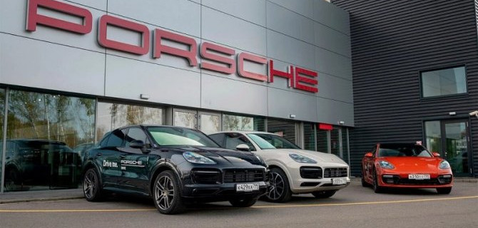 Фирма Porsche запустила в России сервис по аренде своих автомобилей