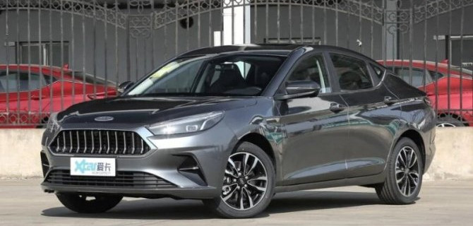 Стали известны подробности о российской версии лифтбека JAC J7