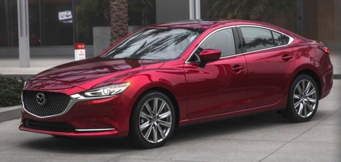 В Россию привезли специальные версии двух моделей Mazda