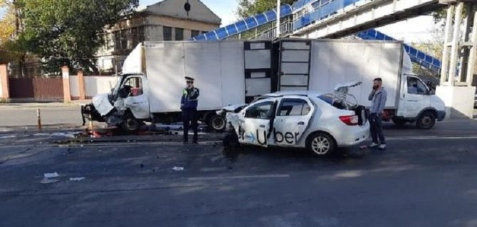 Три человека пострадали в ДТП в Ростове