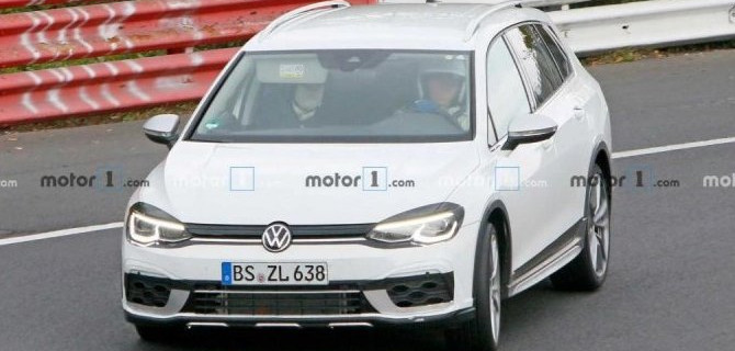 На «Нюрбургринге» появился «заряженный» универсал от Volkswagen