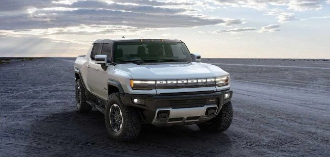 Серийный GMC Hummer EV получит изменённый дизайн