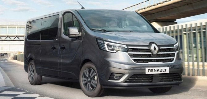 Представлен рестайлинговый микроавтобус Renault Trafic