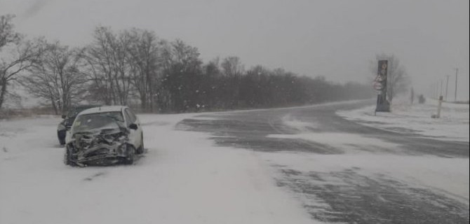 Женщина и ребенок пострадали в ДТП в Ростовской области