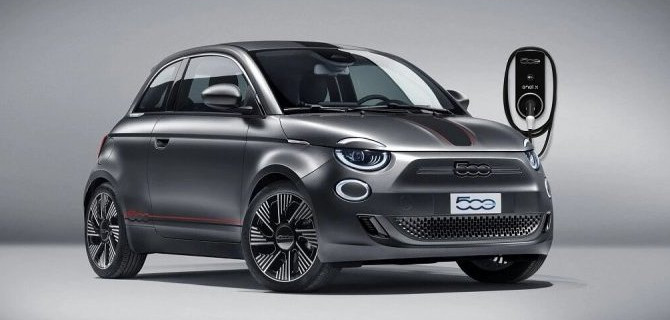 Электрический FIAT 500 получил аксессуары от Mopar