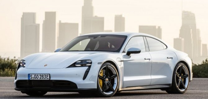 В России сертифицирован Porsche Taycan