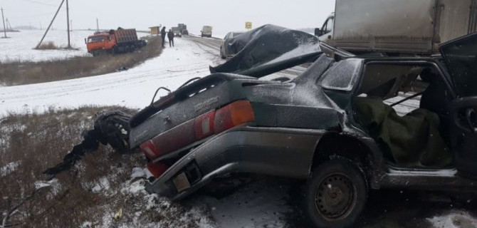 18-летний водитель ВАЗа погиб в ДТП в Орловской области