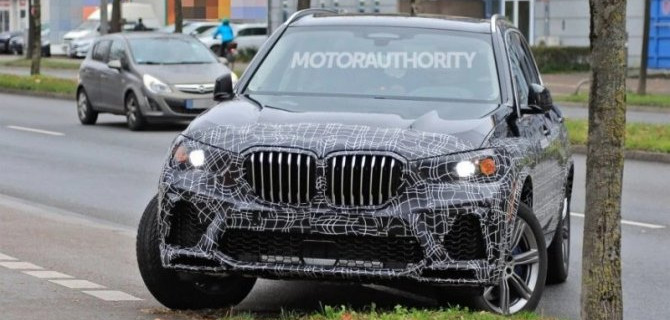 BMW X5 проходит рестайлинг