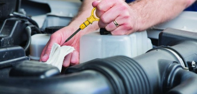 Замена масла в двигателе бесплатно + подарок от ААРОН АВТО!