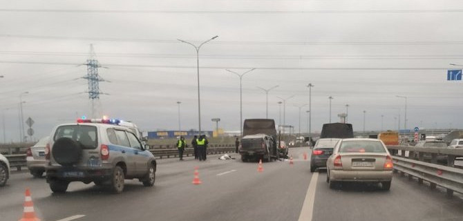 В Петербурге в ДТП на КАД погиб человек