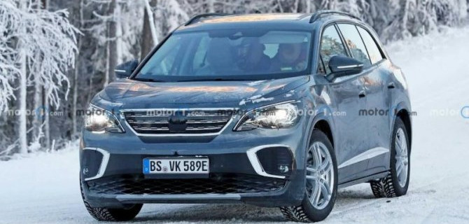 На дорогах вновь замечен электрокроссовер Volkswagen ID.6