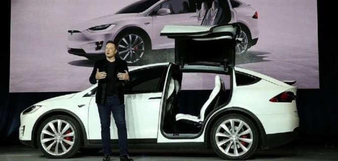 Илон Маск готов купить любого автопроизводителя