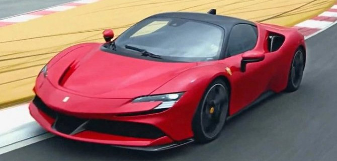 Стала известна российская стоимость самого мощного Ferrari
