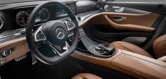 В России отзовут больше 4 000 автомобилей Mercedes