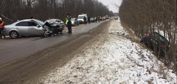 Три человека пострадали в ДТП под Тулой