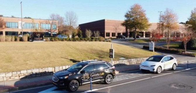 В США появилась дорога из солнечных батарей