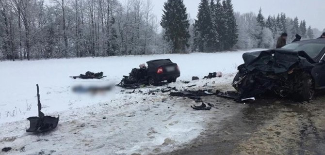 В Трубчевском районе в ДТП погиб мужчина и пострадали двое детей