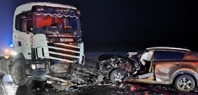 Водитель иномарки погиб в ДТП в Ростовской области