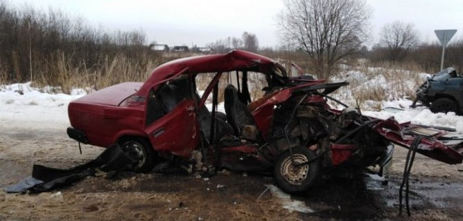 Два человека погибли в ДТП в Тверской области
