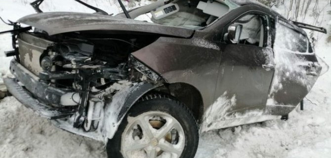 Семья из четырех человек погибла в ДТП в Тюменской области