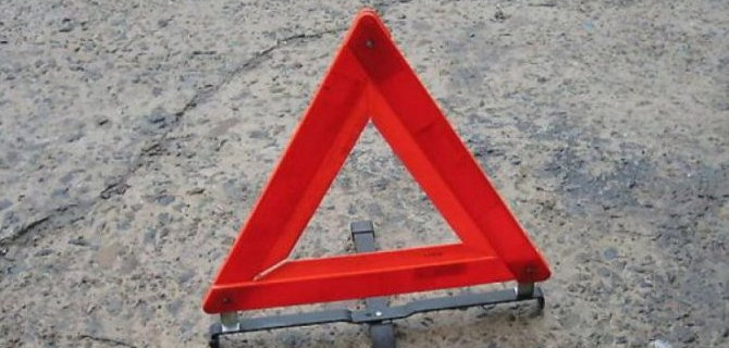 Пассажир иномарки погиб в ДТП в Навлинском районе Брянской области