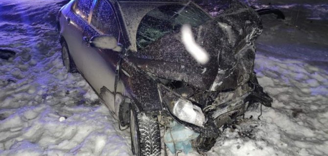 В ДТП в Ялуторовском районе Тюменской области погибли два человека