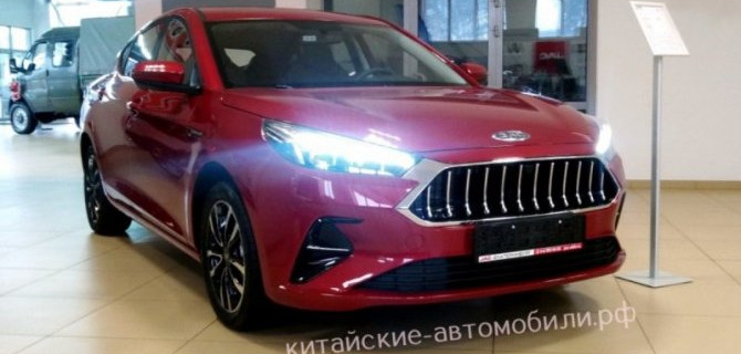 Лифтбеки JAC J7 стали поставляться в Россию