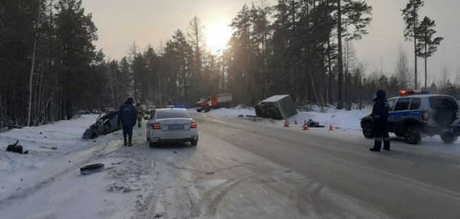 Женщина и подросток погибли в ДТП в Шелеховском районе Иркутской области