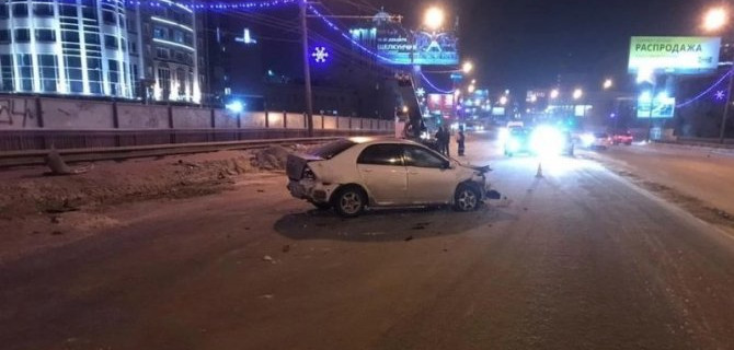 Мужчина и девочка пострадали в ДТП в Новосибирске