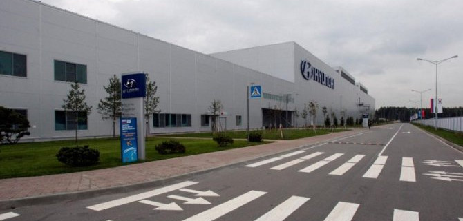 На сколько сократился объём производства на российском заводе Hyundai