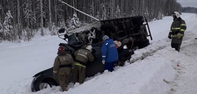 Три молодых человека погибли в ДТП в Архангельской области