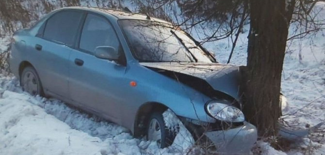 В Балаковском районе в ДТП пострадали двое взрослых и двое детей