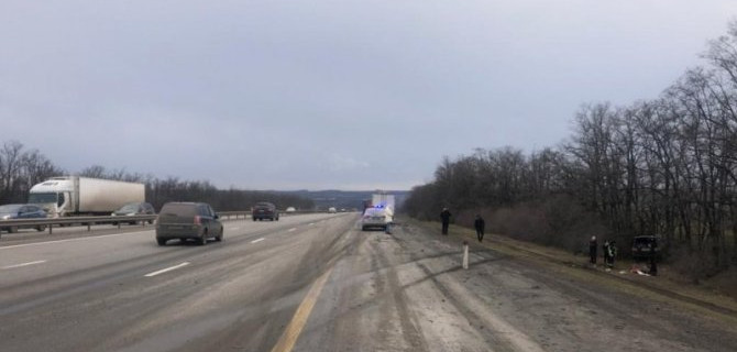 Четыре человека пострадали в ДТП в Ростовской области
