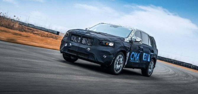 В Geely рассказали о новом большом кроссовере