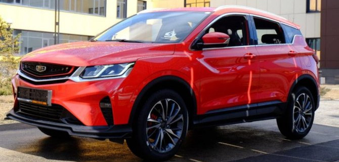 Российская версия кроссовера Geely Coolray лишилась топовой комплектации