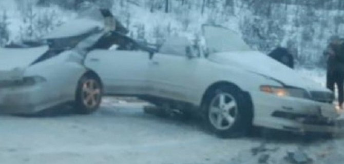 Водитель иномарки погиб в ДТП в Иркутской области