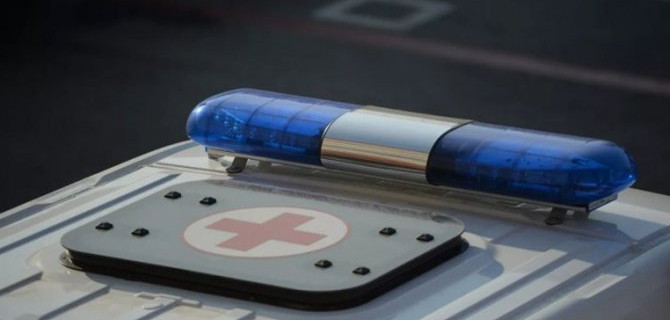 Школьный автобус наехал на грузовик