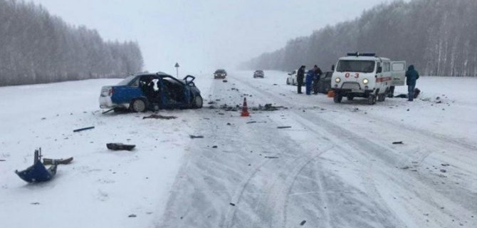 Видео лобового столкновения со смертельным исходом