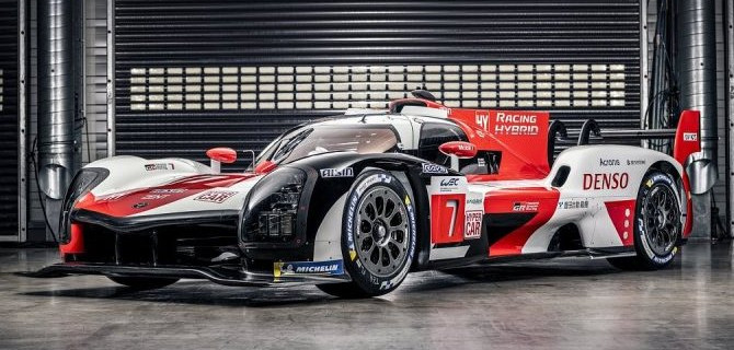 Toyota представила гоночный гибридомобиль