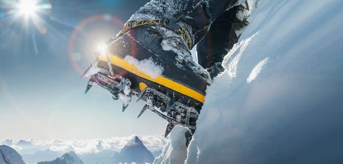 У ЗИМЫ СВОИ ПЛЮСЫ! ПОДАРКИ ЗА ПОКУПКУ ЗАПЧАСТЕЙ, АКСЕССУАРОВ И СУВЕНИРОВ JAGUAR LAND ROVER В «АВИЛОН»