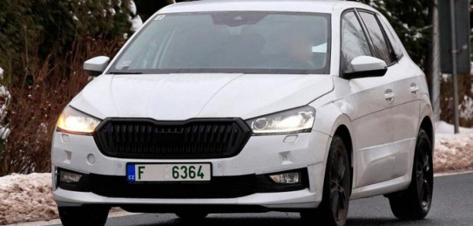 Новая Skoda Fabia лишилась камуфляжа