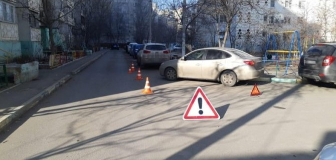 21 января в Астрахани стразу два ДТП с участием несовершеннолетних пешеходов