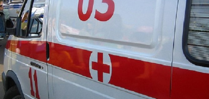 Грузовик врезался в опору моста на МКАД